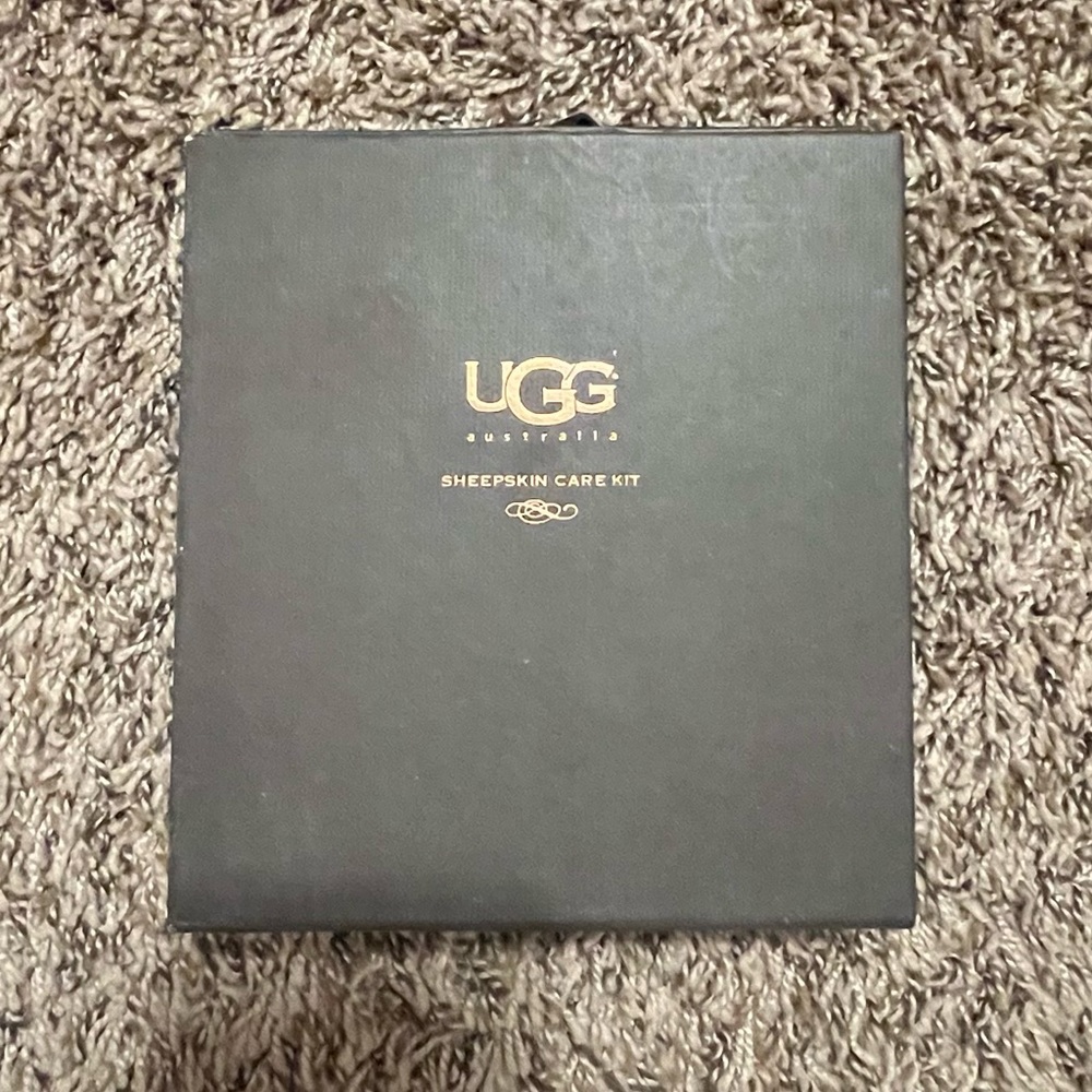 UGG Sheepskin Care Kit